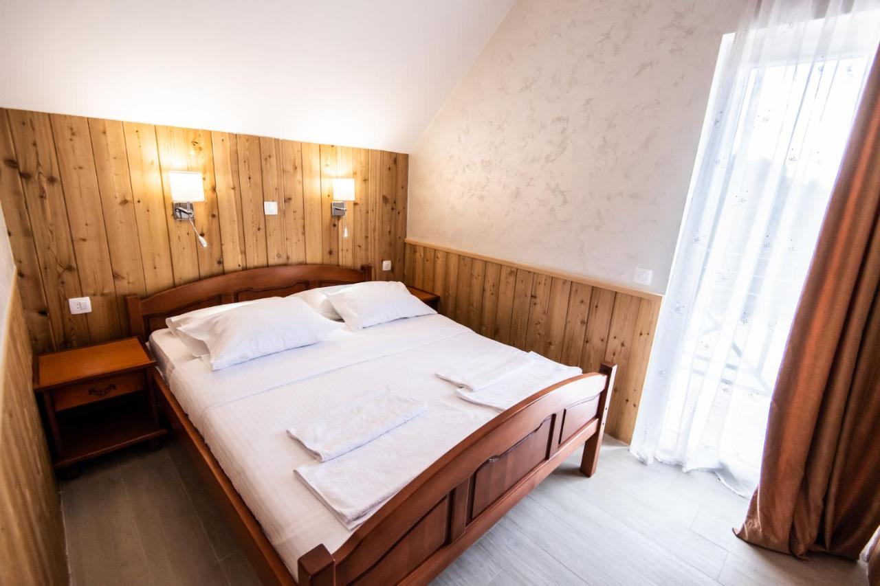 Hotel Enigma Žabljak エクステリア 写真