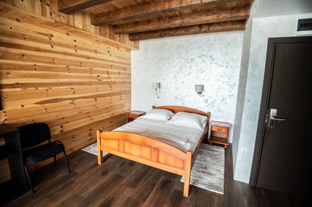 Hotel Enigma Žabljak エクステリア 写真
