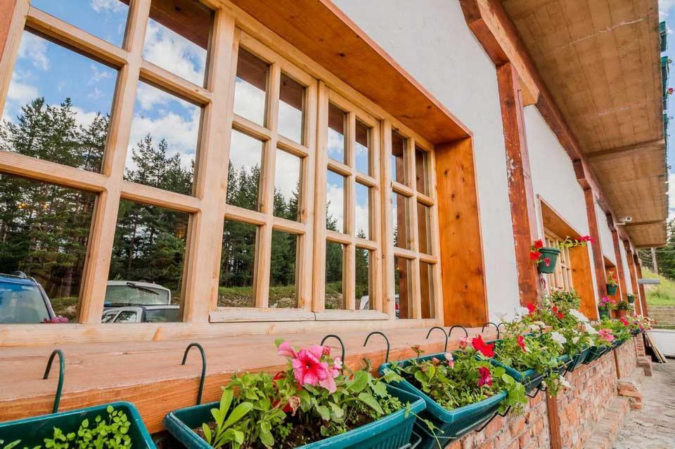 Hotel Enigma Žabljak エクステリア 写真