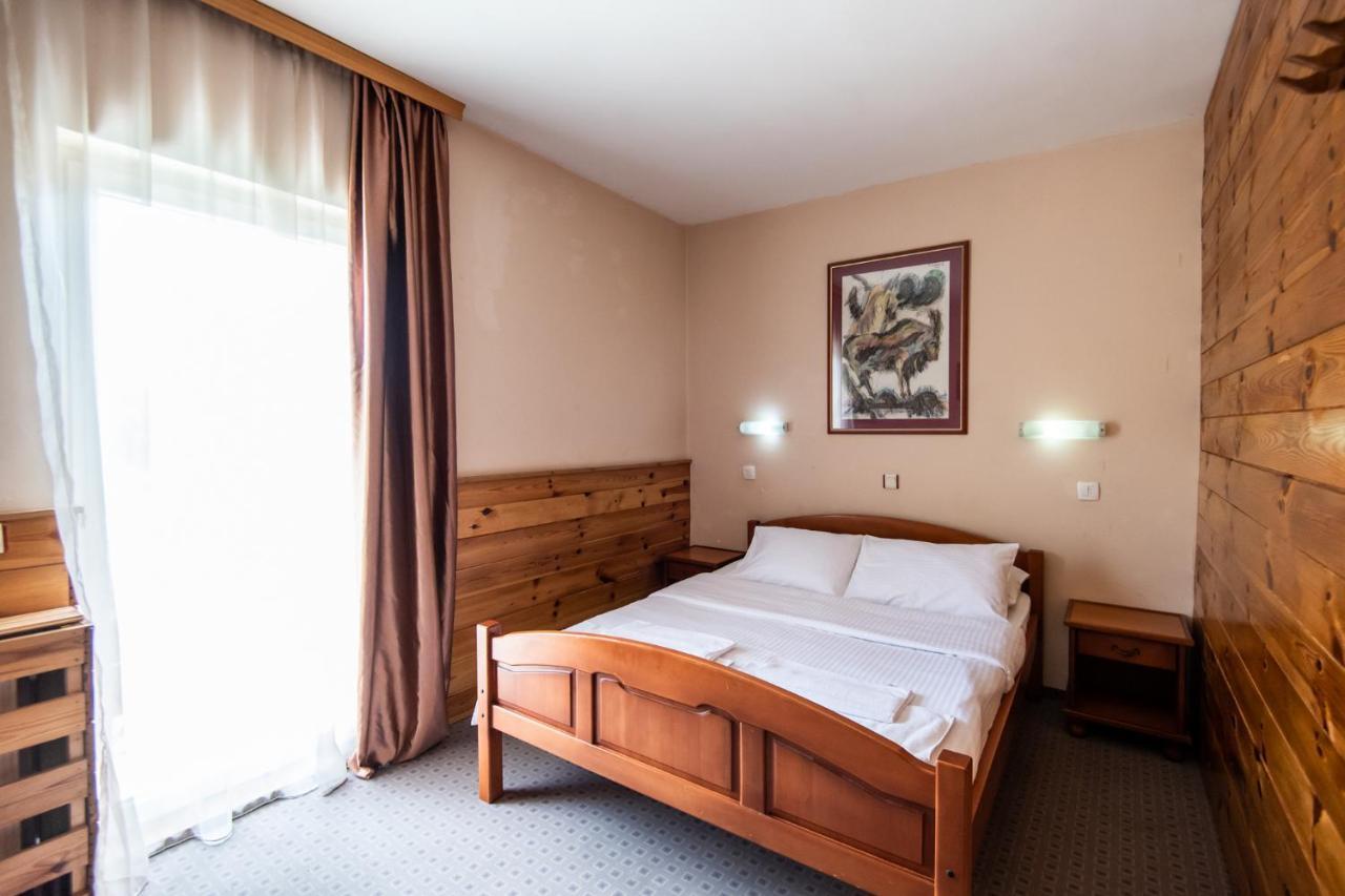 Hotel Enigma Žabljak エクステリア 写真