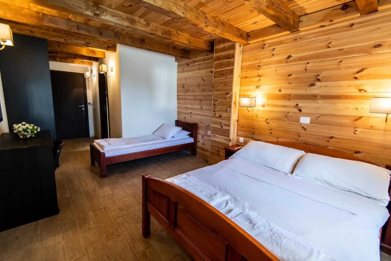 Hotel Enigma Žabljak エクステリア 写真
