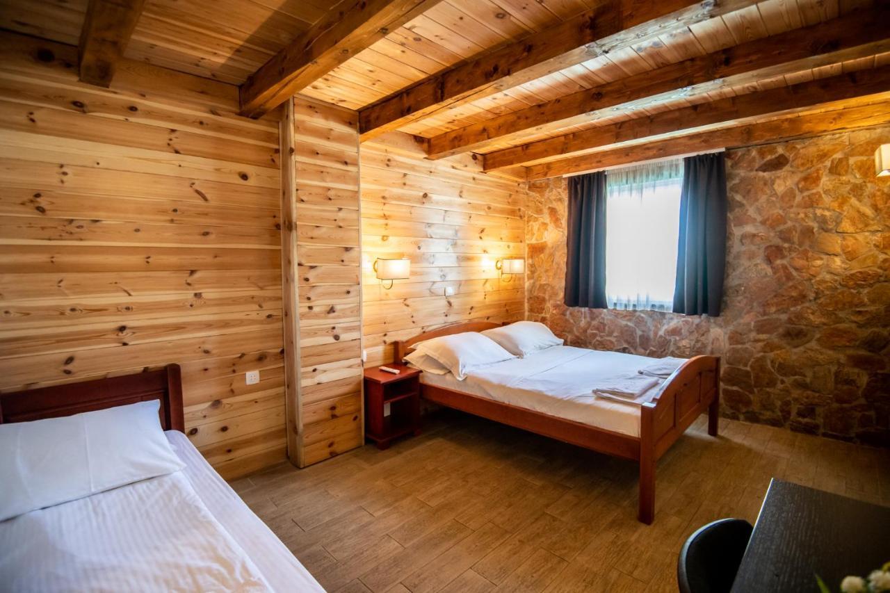 Hotel Enigma Žabljak エクステリア 写真